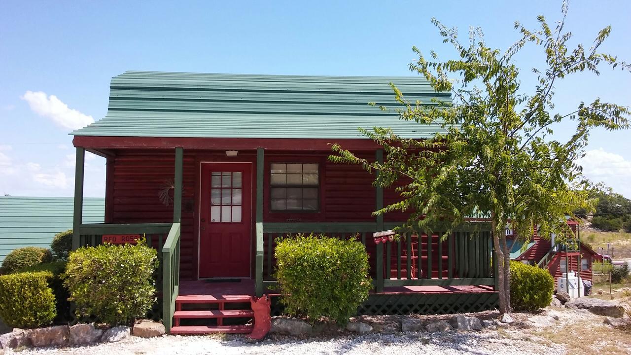 Top Of The Hill Rv Resort & Cabins Waring Exterior photo