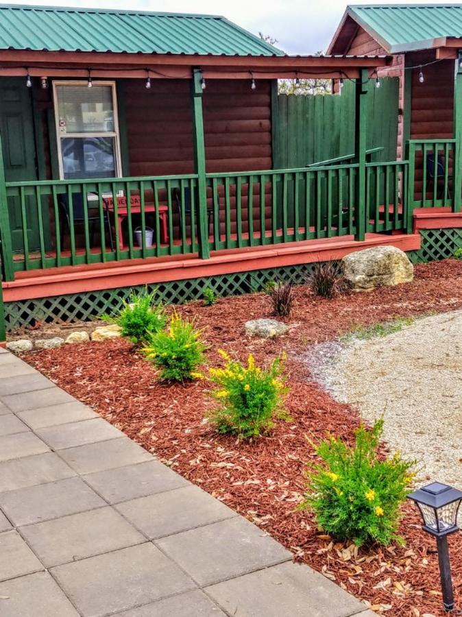 Top Of The Hill Rv Resort & Cabins Waring Exterior photo