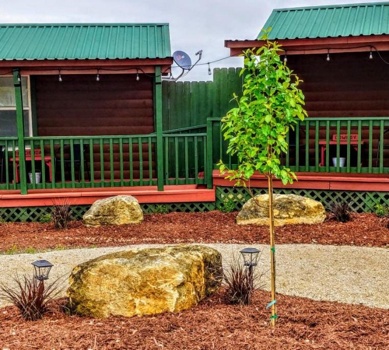 Top Of The Hill Rv Resort & Cabins Waring Exterior photo